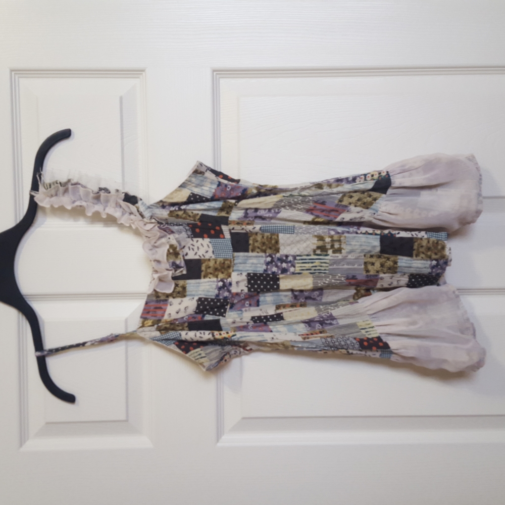 Cute patchwork top size M one sleeve lace